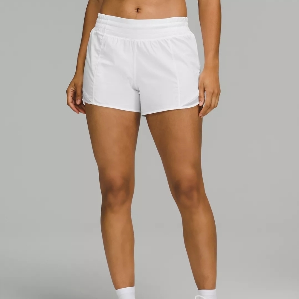 Lululemon White Hotty Hot Low Rise Lined Short 4"